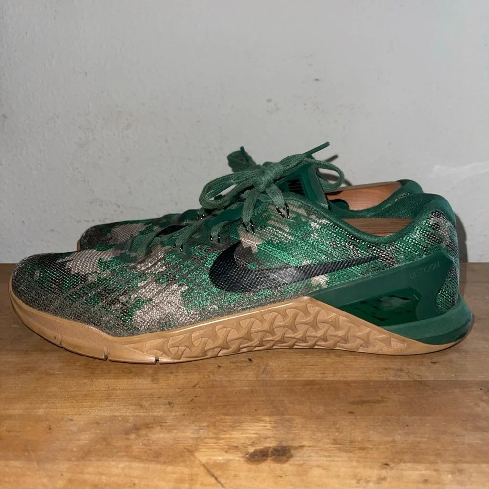 Nike Metcon 3 852928-008 Mens Green Digital Camo Running Shoes Sneakers Sz 10.5 - Picture 2 of 7